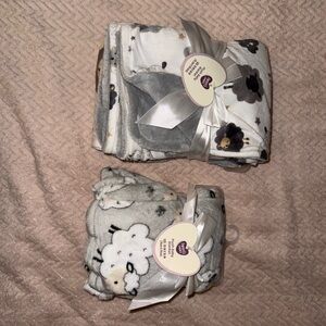 Cozy Sheep Print Baby Blanket Set